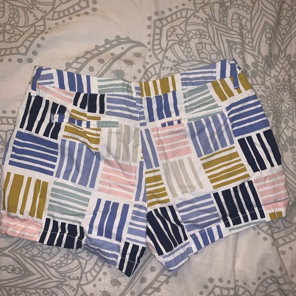 Patterned Shorts - Picture 3 of 4